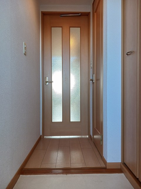 イーストワン 玄関