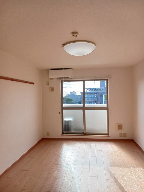 イーストワン リビング