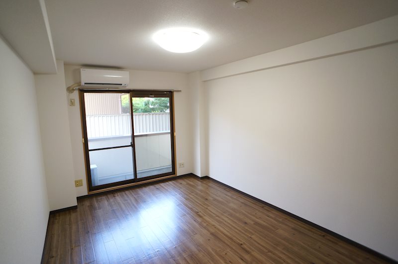 カーサアスカル リビング