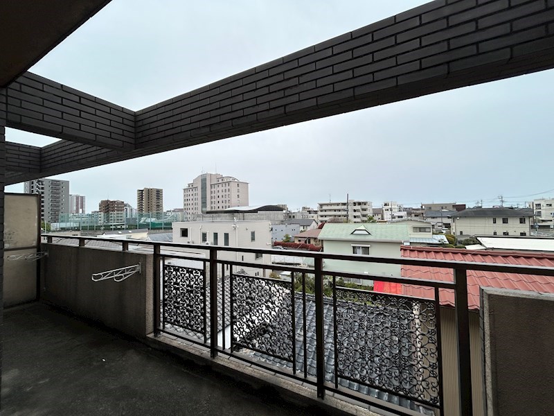 ガーデンロゼ高町 ベランダ