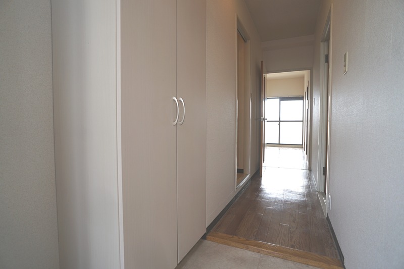 クレールトヨダ 玄関