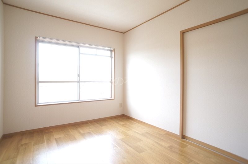 マンション大丸 ベッドルーム