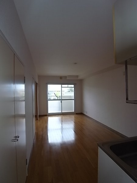 ディアコート布橋 リビング