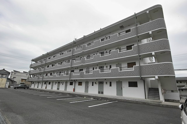 マンションカズ 107号室 外観