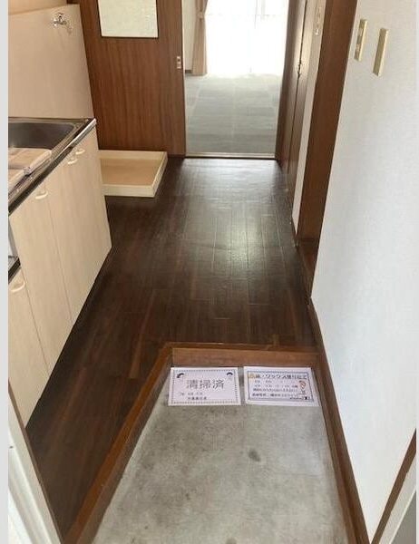 オレンジハウス 玄関