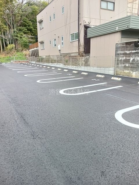 ヒカルサ見付サウスⅡ 駐車場