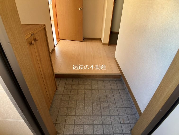 サンテラスすみれ 玄関