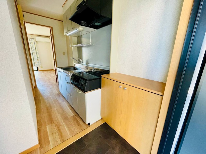 フレアコート 玄関