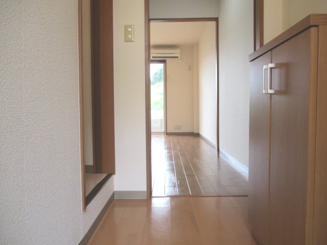 オリオンアパートメント 玄関
