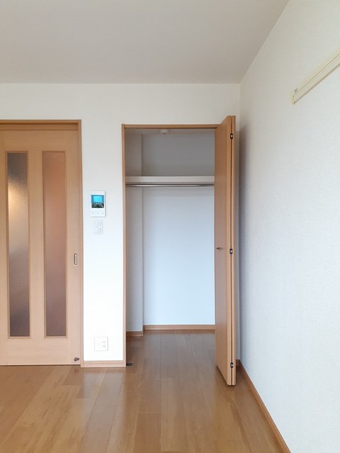 ラフィーネＦ その他3