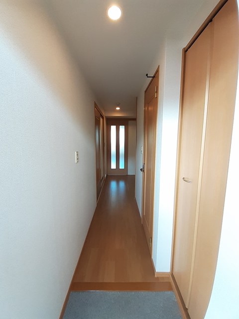 ラフィーネＦ 玄関