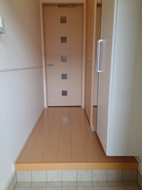 フレーシュ　コリーヌ 玄関