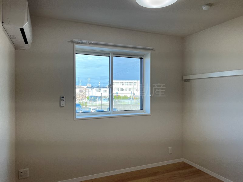 ＡＸＩＳ助信 ベッドルーム