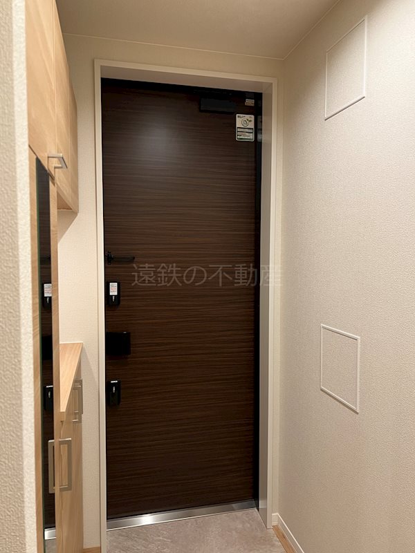 ＡＸＩＳ助信 玄関