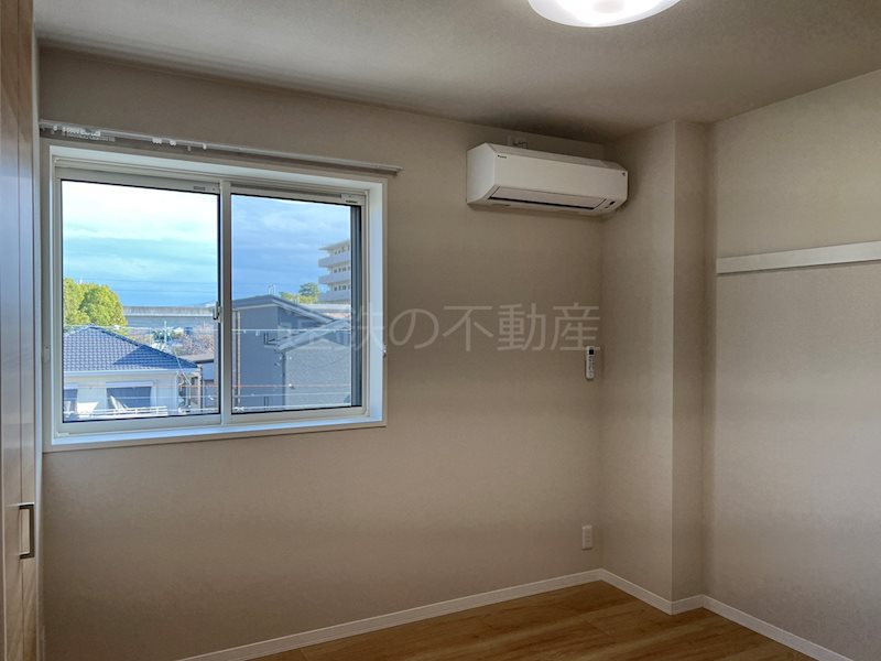 ＡＸＩＳ助信 ベッドルーム