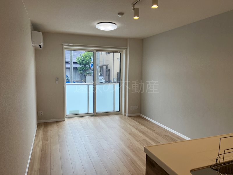 ＡＸＩＳ助信 リビング