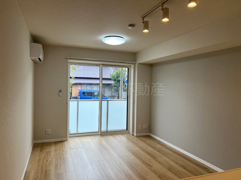 ＡＸＩＳ助信 リビング