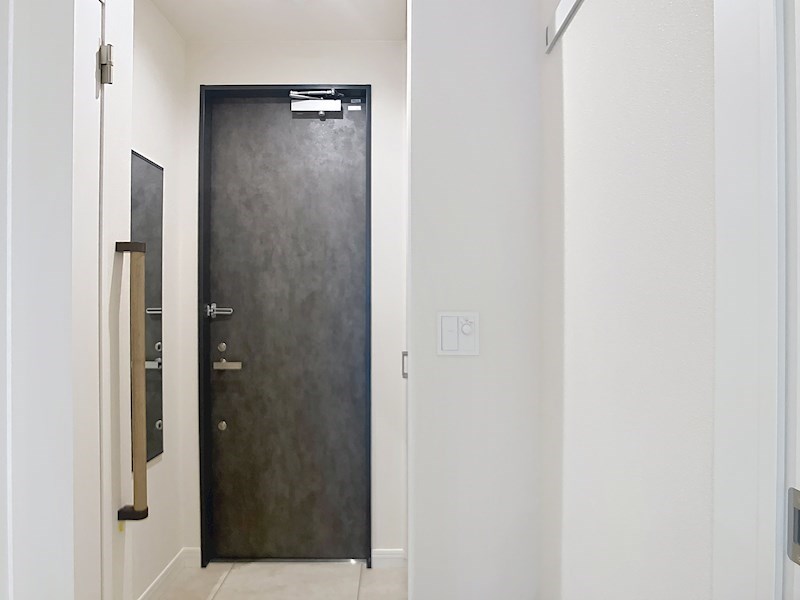 レジデンスリノア 玄関