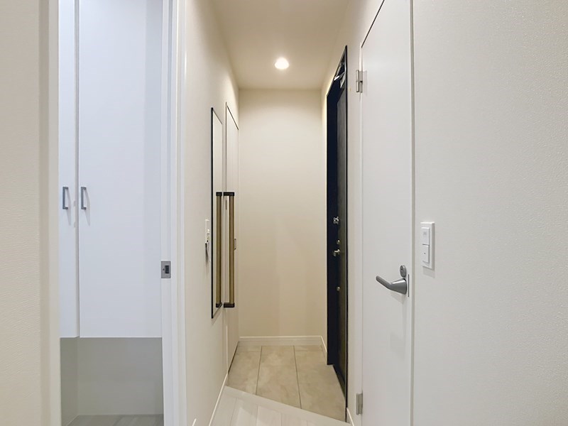 レジデンスリノア 玄関