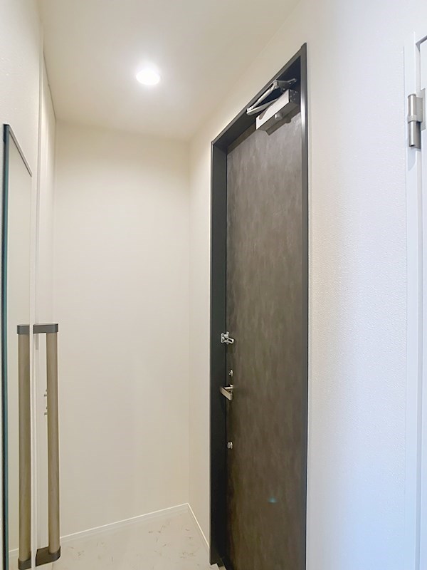 レジデンスリノア 玄関