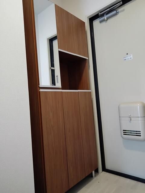 コートビレッジ山手A 玄関