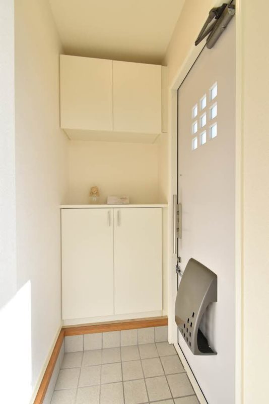 スクーデリア 玄関