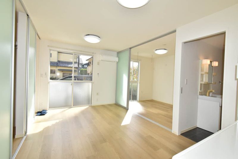 スクーデリア リビング