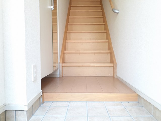 メゾン　ド　ウルー 玄関