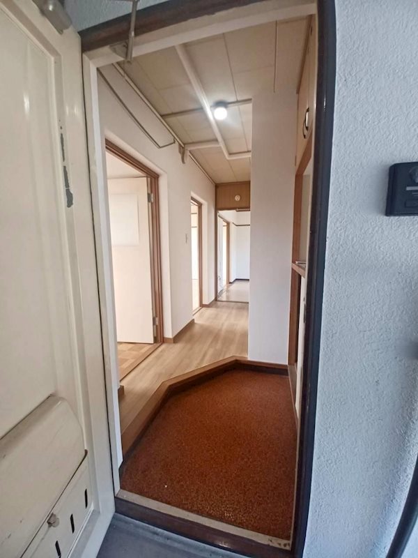 ヴィラコンフォート下俣南 玄関