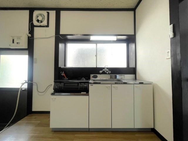 初生町1407-5戸建 キッチン
