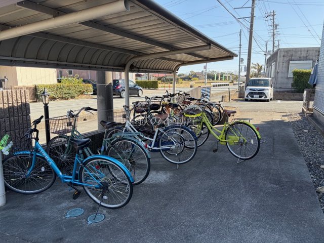 アリエッタ延久Ⅰ 駐車場