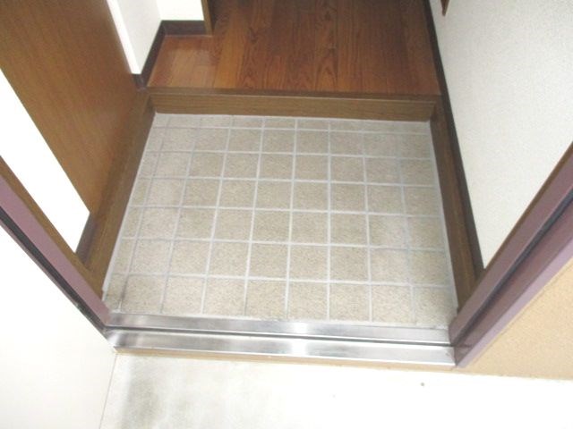 カサジュールⅡ 玄関