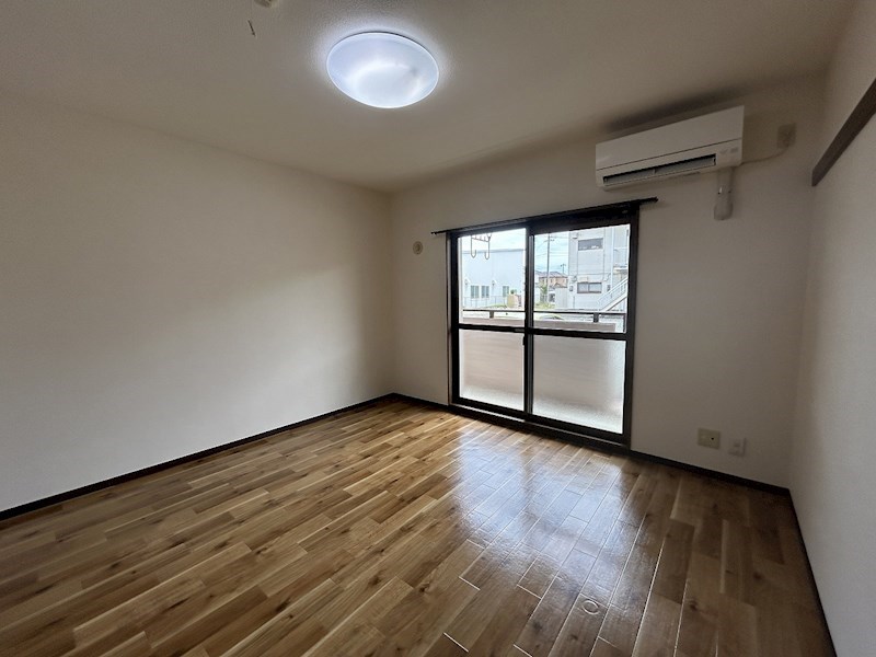 インフィニート リビング