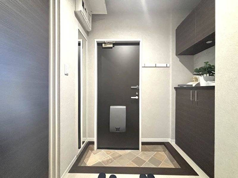 ウィング　A 玄関