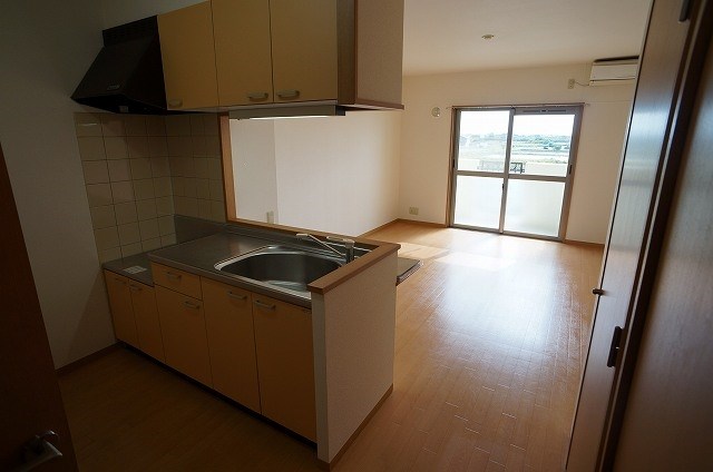 ファンターナ西都 キッチン