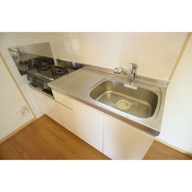 ファミール三和 キッチン