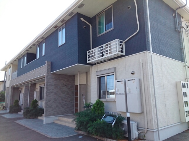 シンフォニー 203号室 外観