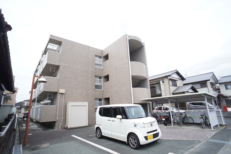 マ・メゾン中島 リビング