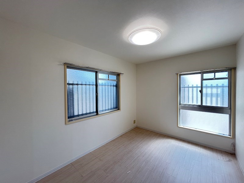 マ・メゾン中島 ベッドルーム