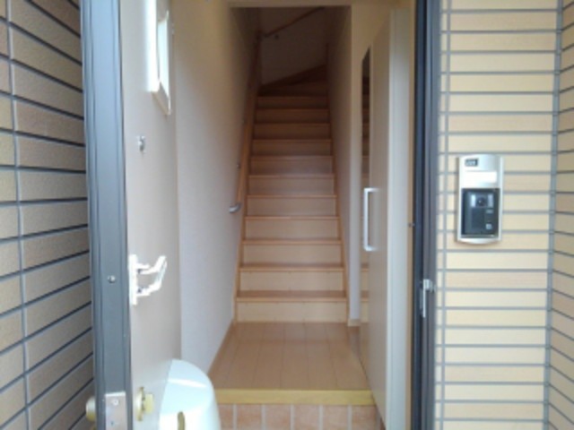 フィオーレ・Ｕ 玄関