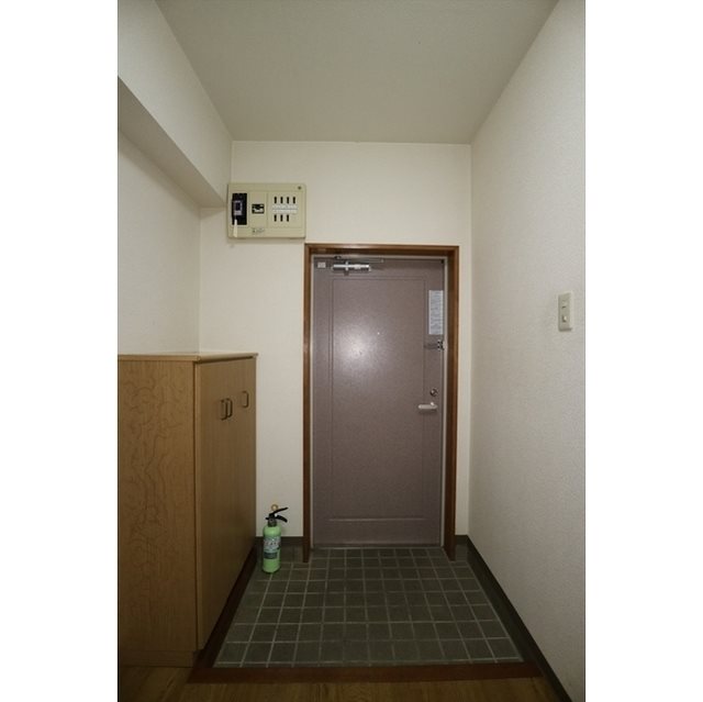 コスモスＡ 玄関