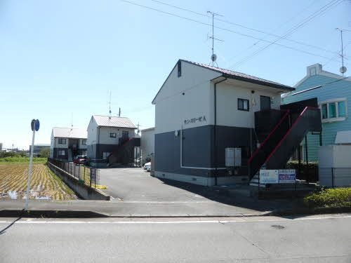 サンスリーゼA 101号室 外観