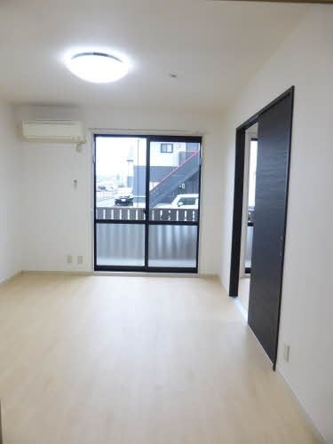 サンスリーゼA ベッドルーム