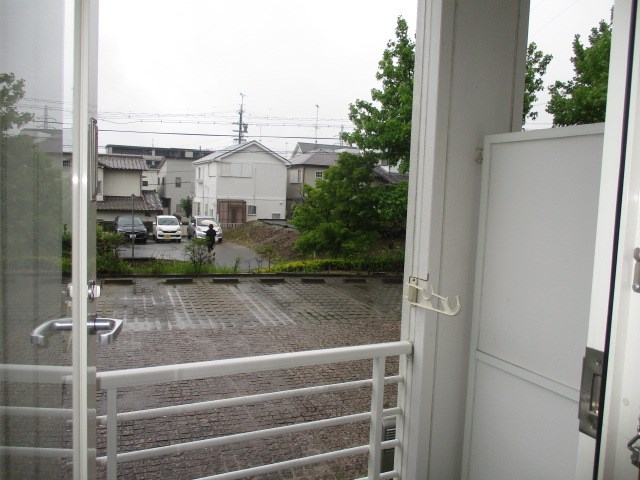 半田ビレッジ６号棟 ベランダ