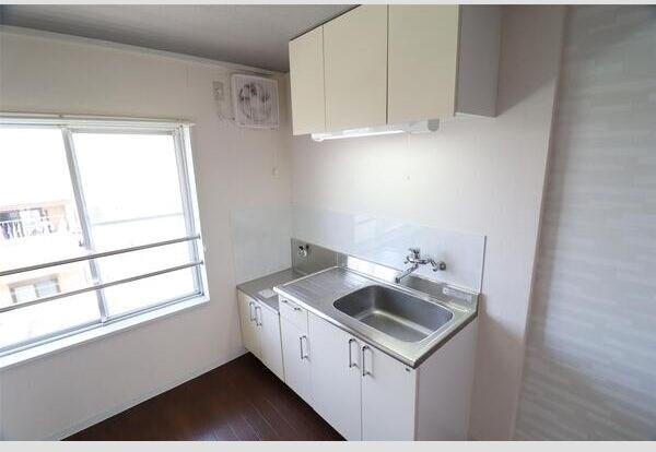 マンションカメリアⅠ キッチン