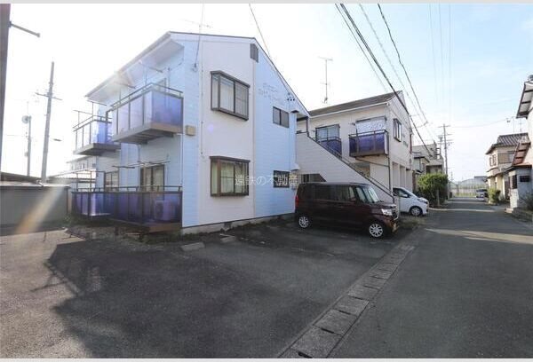 タウニーホワイトベル 202号室 外観