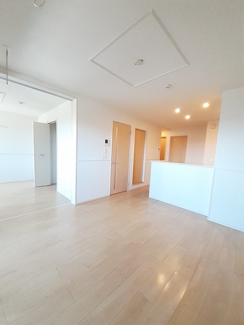 グレイスフル小沢渡Ａ リビング