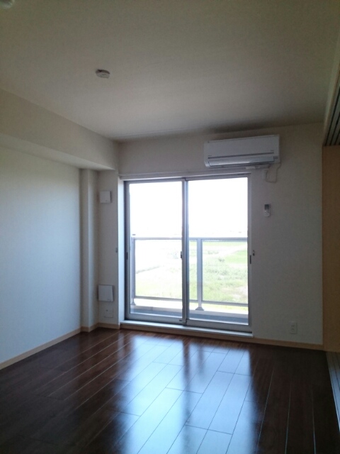 プラシードＡ リビング