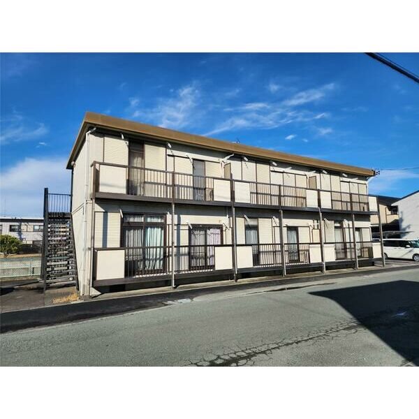 パミールC 110号室 外観