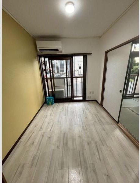 パミールC リビング